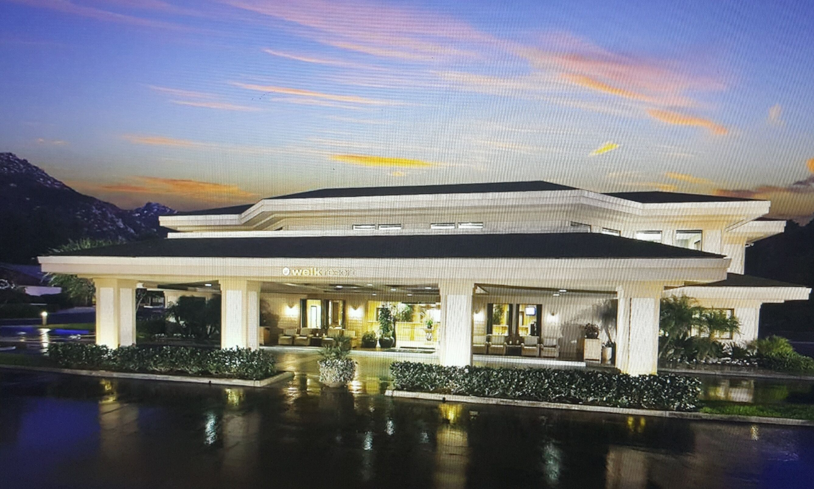 Two-Bedroom, Two-Bath Resort View — photo 3