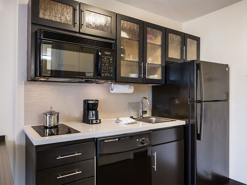 Extended-Stay One-Bedroom Suite at Sonesta Simply Suites Garden Grove Anaheim