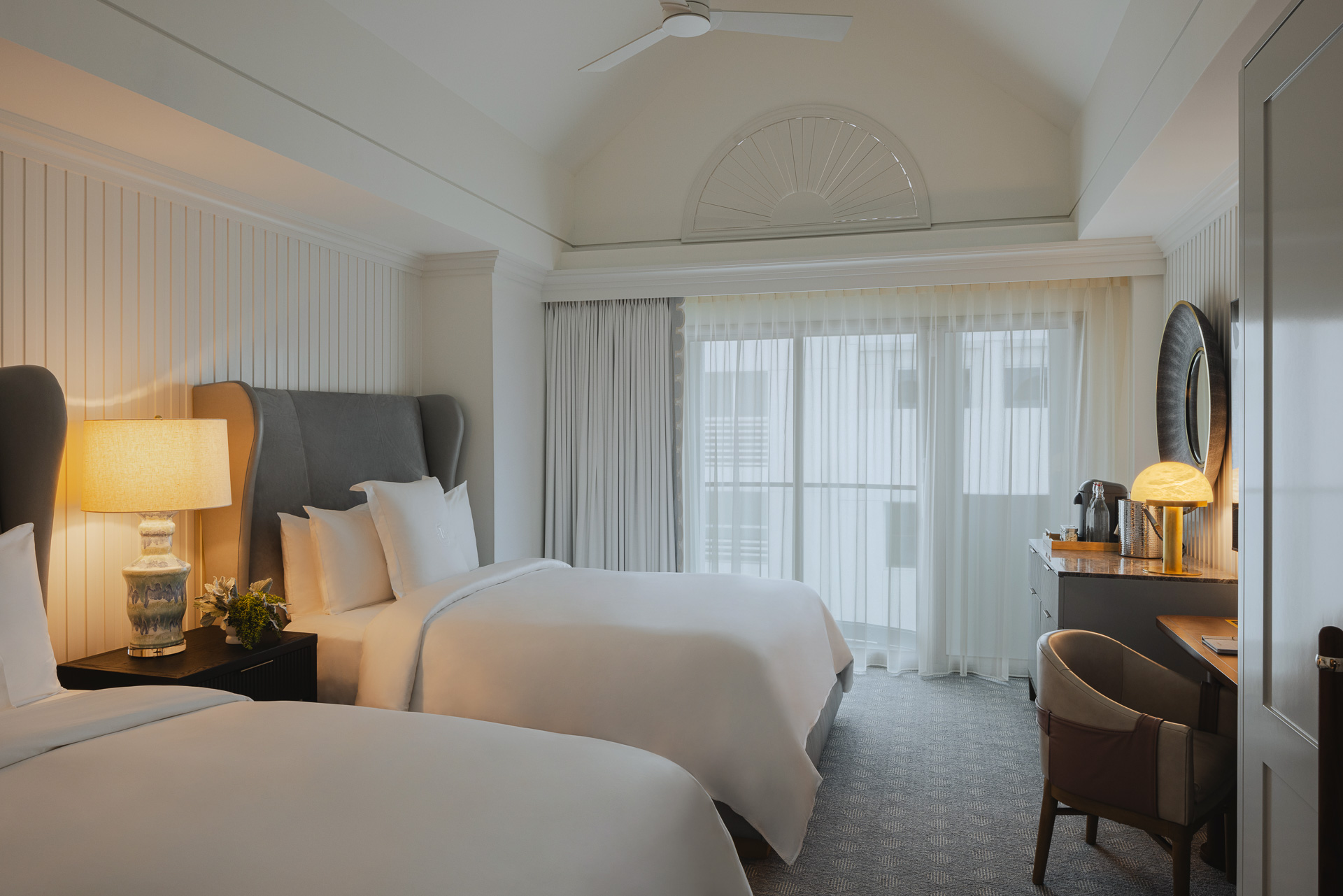 City View 2 Bedroom Suite King and Two Queens at Regent Santa Monica Beach