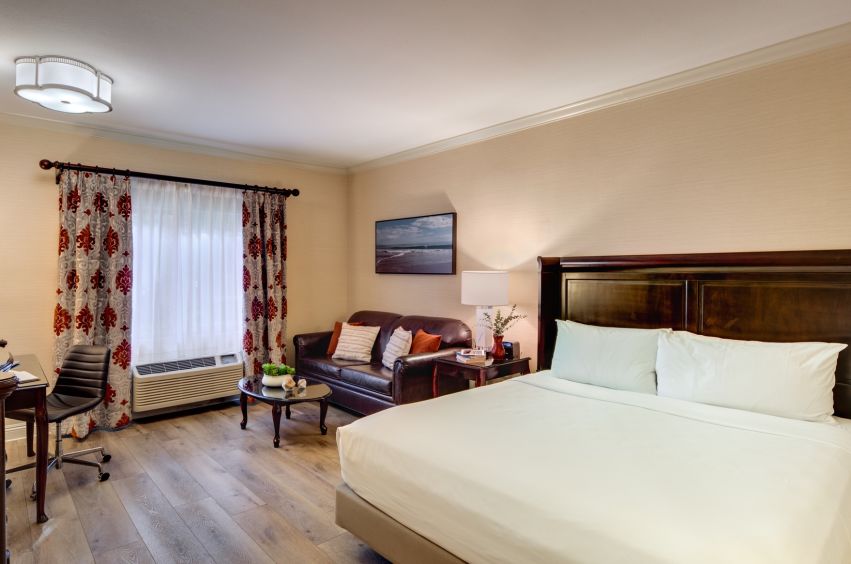 Deluxe King Studio at Ayres Hotel Costa Mesa/Newport Beach