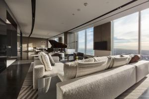 Presidential Suite at InterContinental Los Angeles Downtown