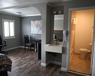 Standard Rooms at Hollywood Stars Inn