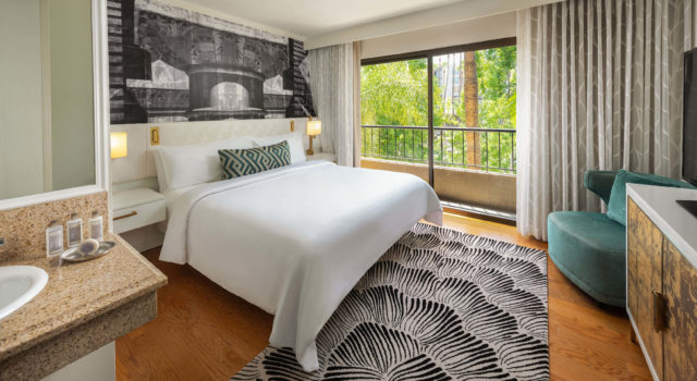 Accessible Junior Suite at Avenue of the Arts Costa Mesa