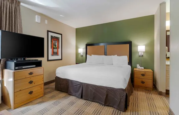 Deluxe Suite 1 King Bed at Extended Stay America Pleasanton - Chabot Dr.