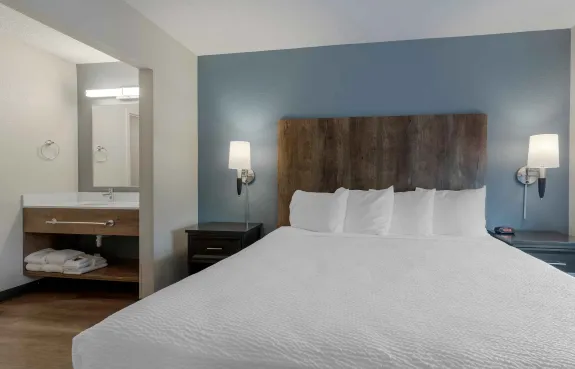 Studio Suite (1 King Bed) at Extended Stay America Los Angeles - Burbank Airport