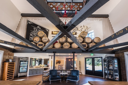 Boutique Rooms at Sideways Inn