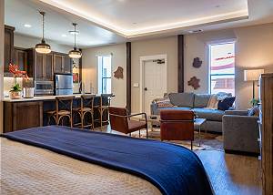 Paso Park Suite 202 at Paso Park Suites