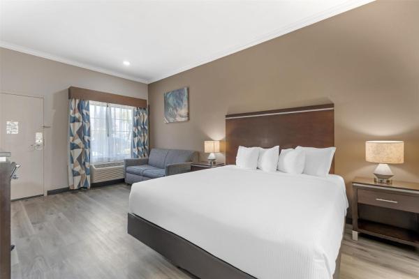 Pool and Jacuzzi Rooms at Best Western Redondo Beach Galleria Hotel - Beach City LA