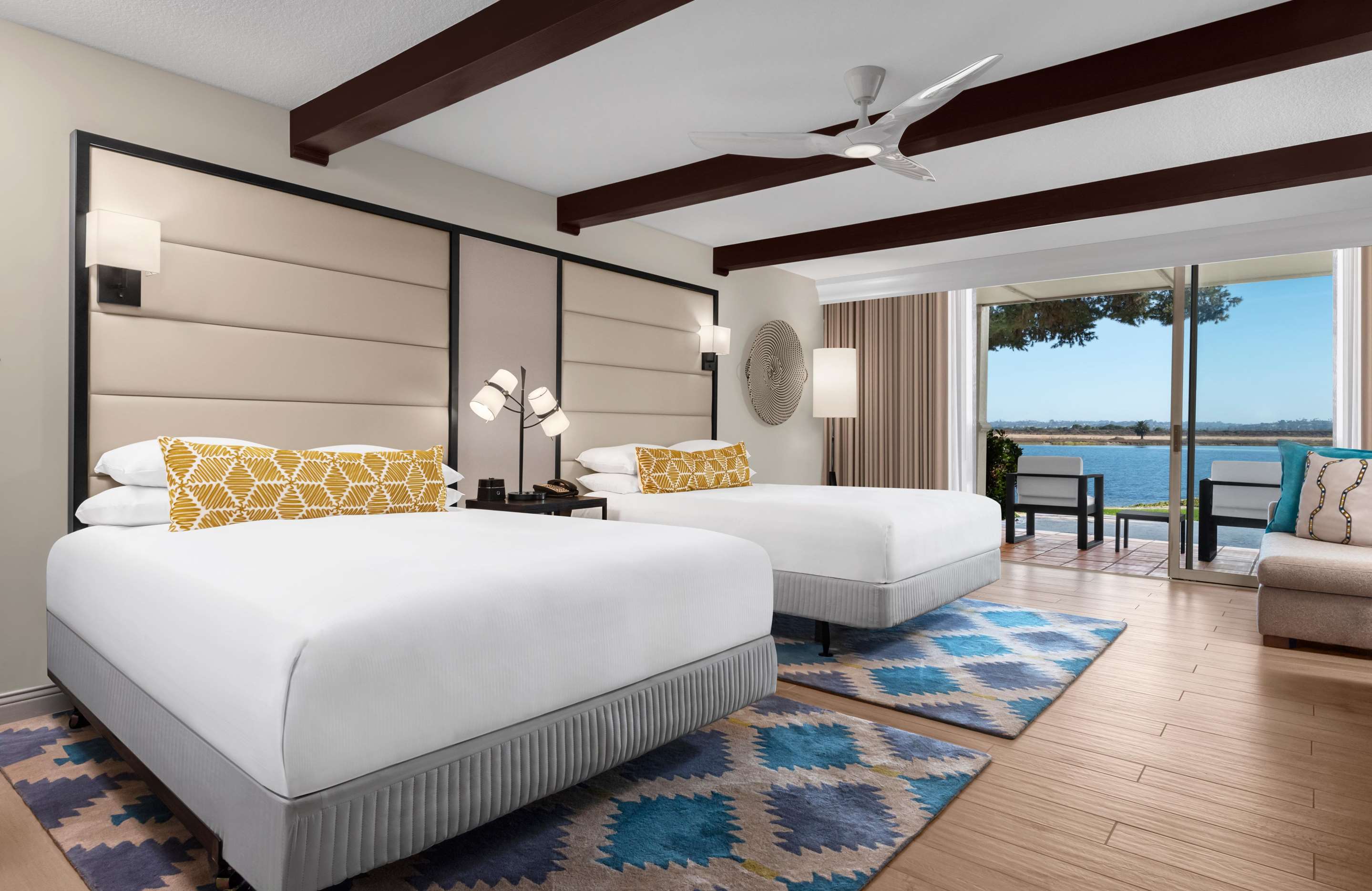 Waterview Villa Two Queens — photo 2