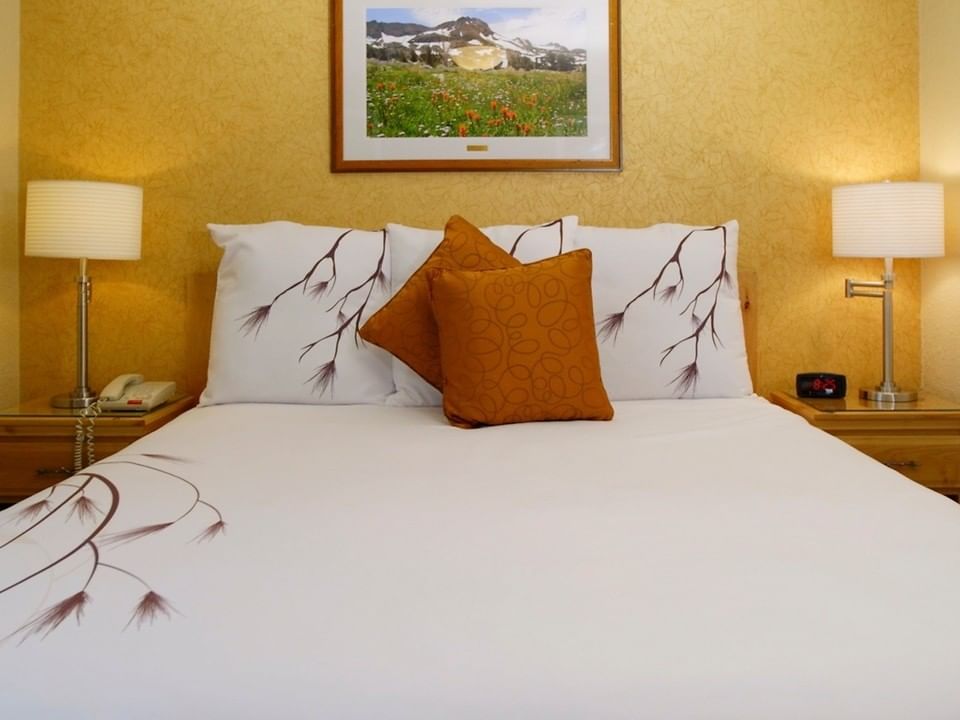 Two-Bedroom Suite at Stardust Lodge