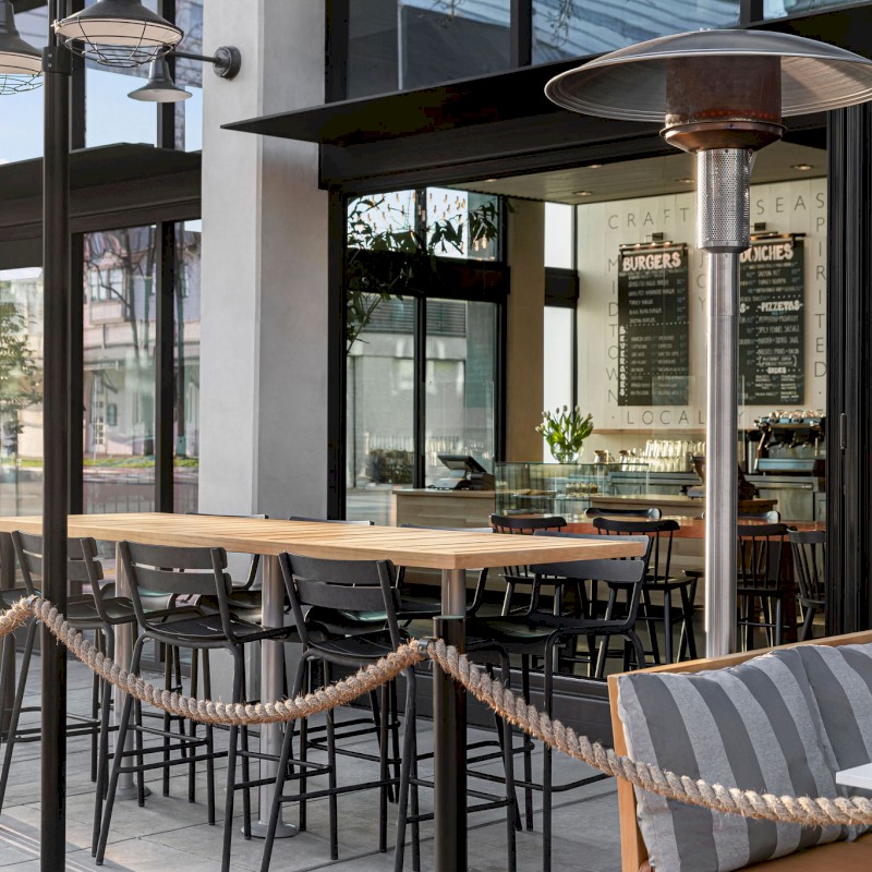 Suites at Fort Sutter Hotel Sacramento