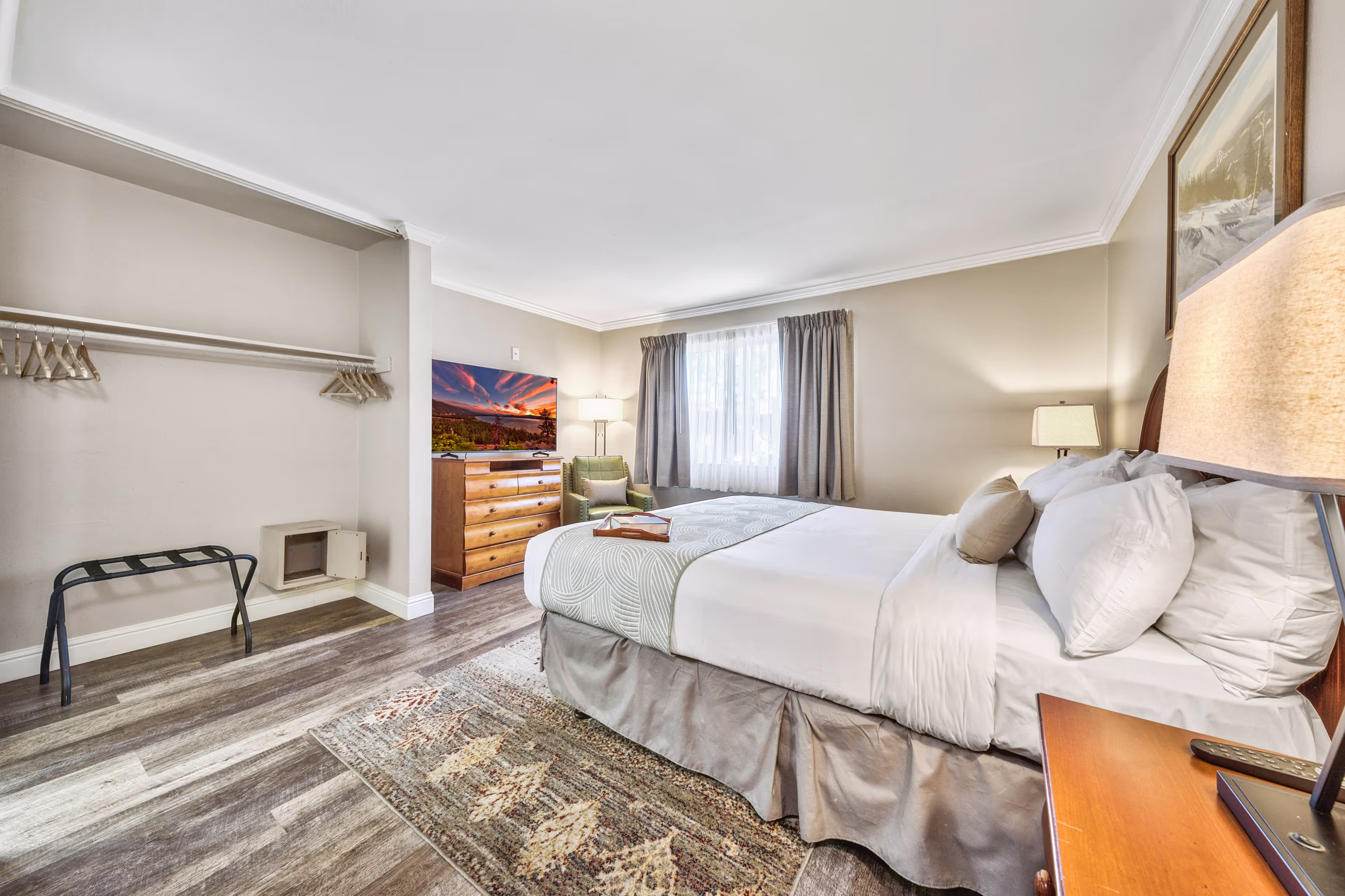 One-Bedroom Suite at Forest Suites Resort