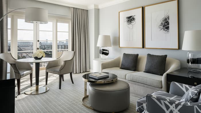 Hollywood Suite at Four Seasons Hotel Los Angeles at Beverly Hills