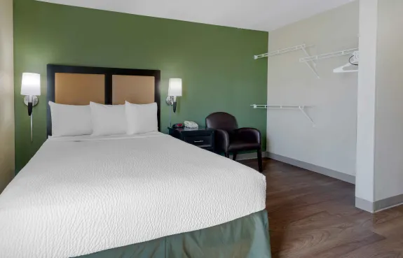 Studio Suite — 1 Queen Bed at Extended Stay America Fremont — Fremont Blvd. South