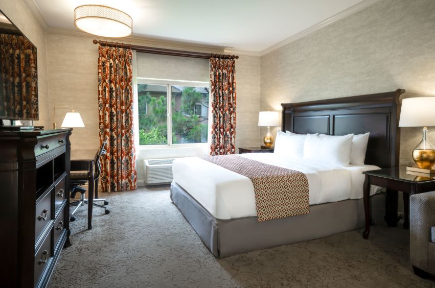 King Junior Suite at Ayres Hotel Costa Mesa/Newport Beach