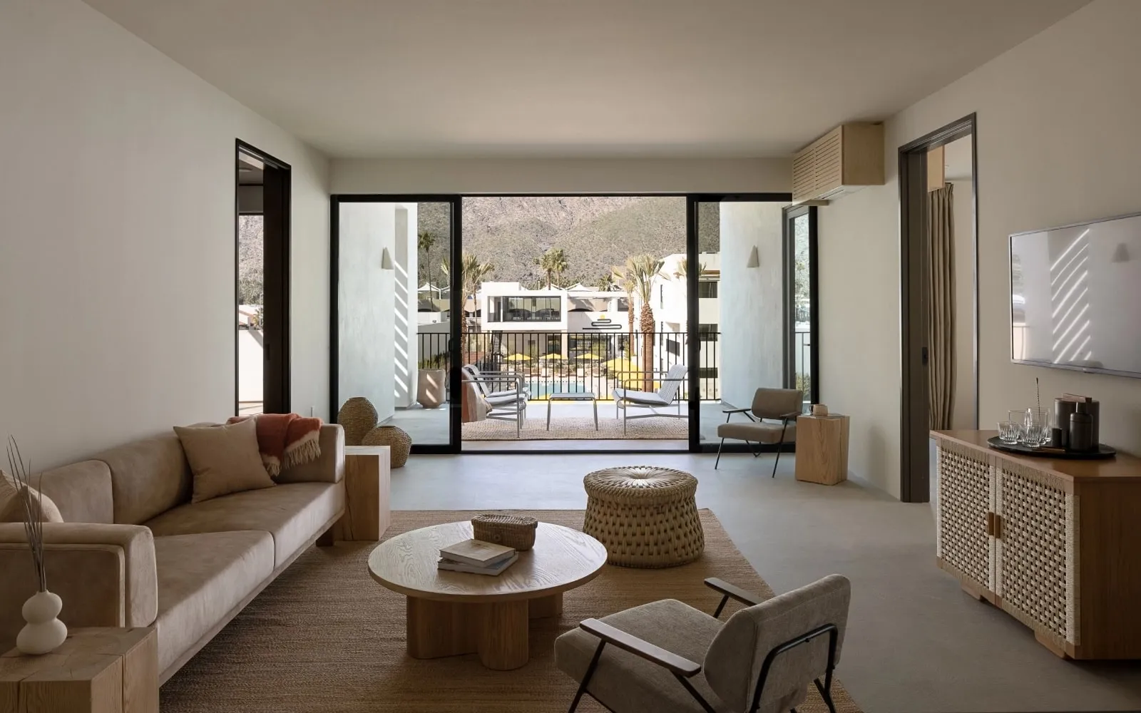 4-Bedroom Mountain View Suite at Drift Palm Springs