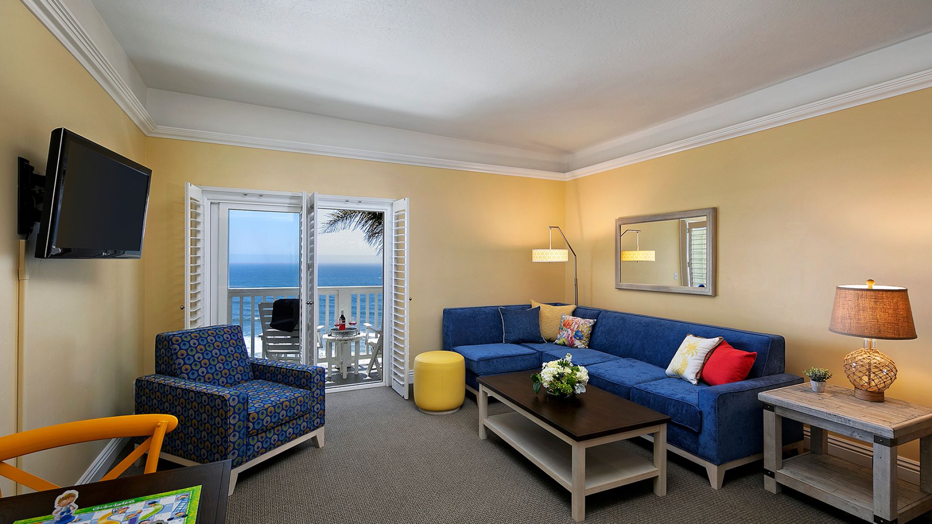 ADA Accessible Oceanfront Suite at Pismo Lighthouse Suites
