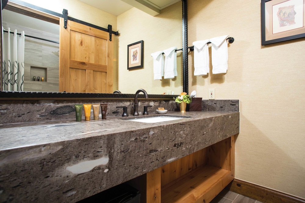 Cottage, 2 Queen Beds — photo 3