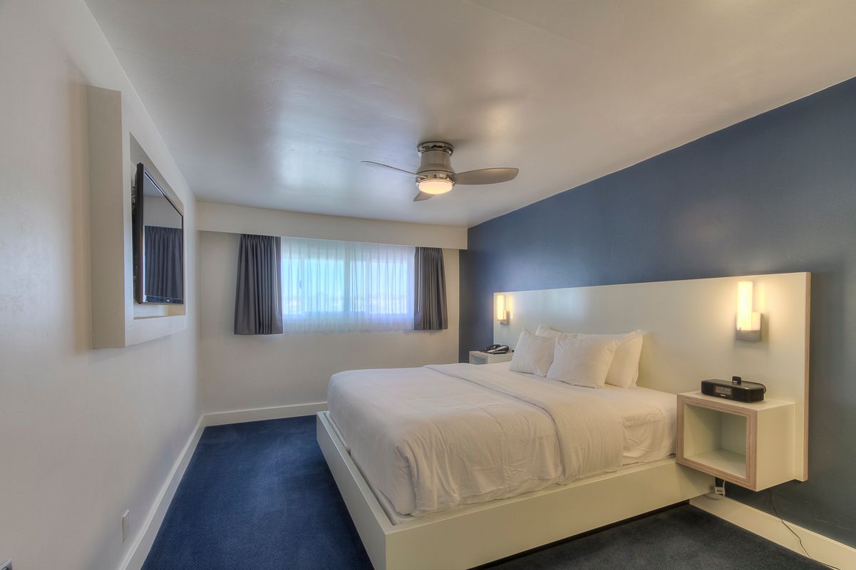 Standard Suite at Oceanside Marina Suites